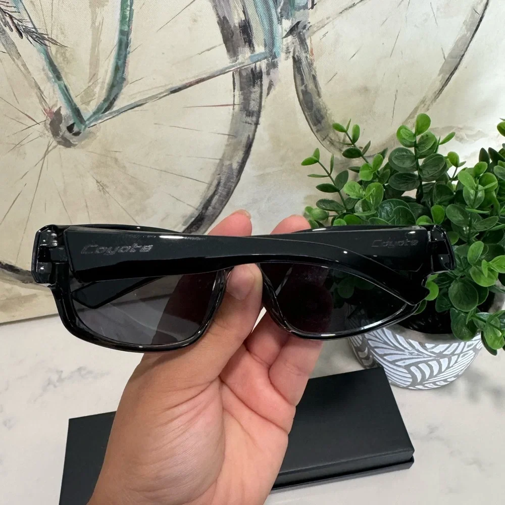 FINAL SALE✨ COYOTE blue polarized sunglasses ✨